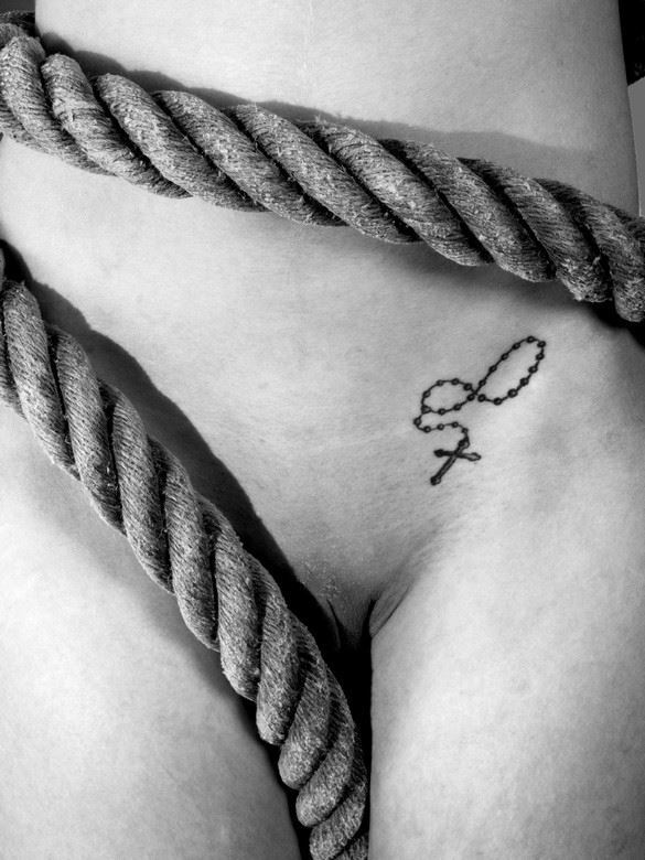la corde et le chapelet 1 artistic nude photo by photographer dick