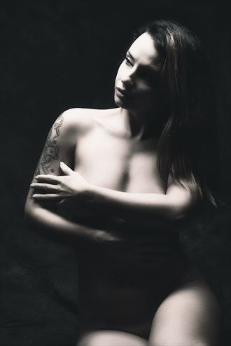 lauri artistic nude photo by photographer luis aracil