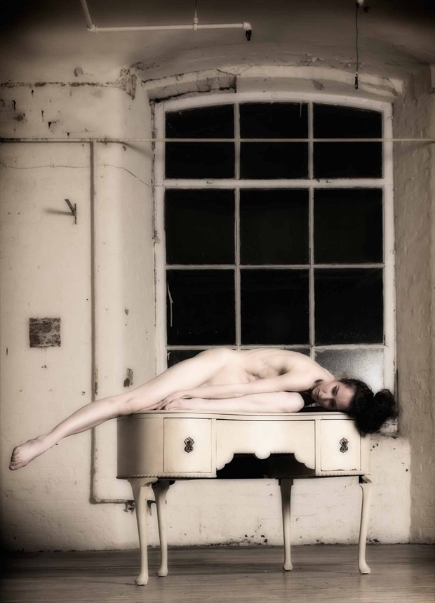 lay my head down Artistic Nude Photo by Photographer BenErnst