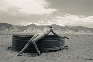 lean self portrait in colorado artistic nude photo by model prana machine