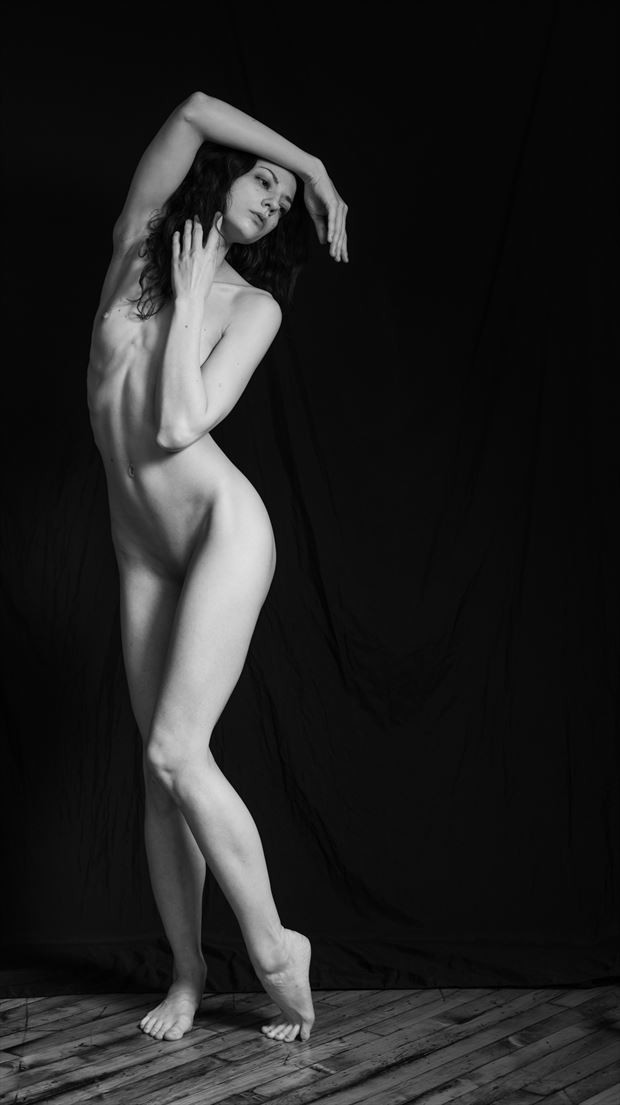 leaning artistic nude artwork by photographer gsphotoguy