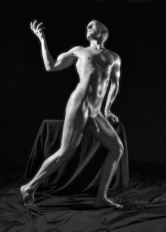 leave the past behind artistic nude photo by model avid light