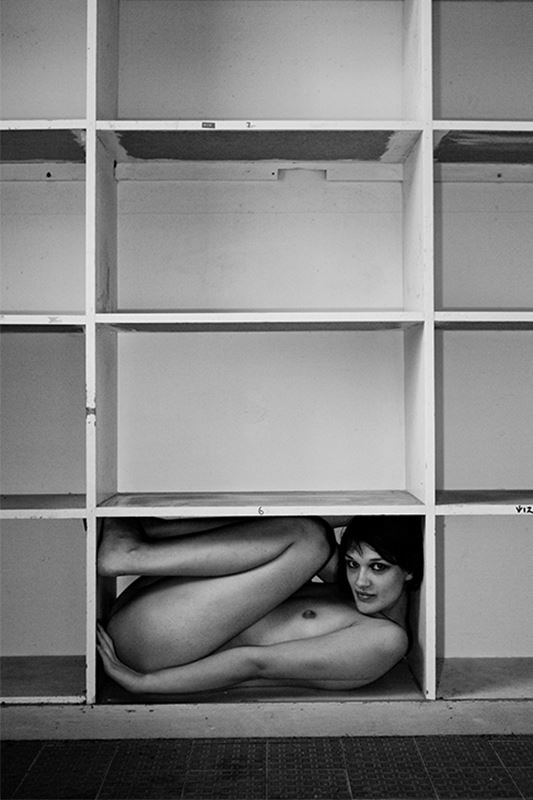 left on the shelf artistic nude photo by photographer unmasked