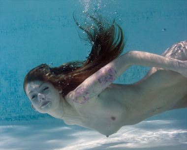 lexi skinny dipping artistic nude photo by photographer eric212