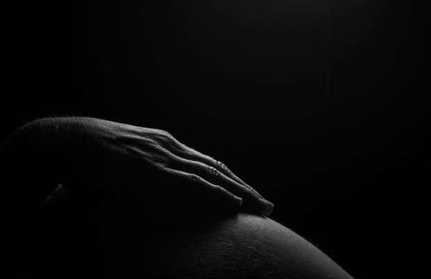 light touch artistic nude artwork by photographer gsphotoguy