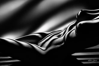lights lines curves artistic nude photo by photographer kristian liebrand