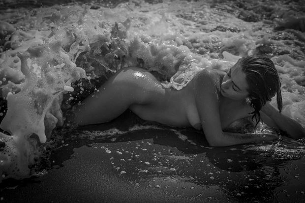 lily in the wave 6 artistic nude photo by photographer rodj