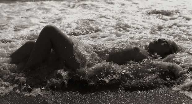 lily in the wave artistic nude photo by photographer rodj
