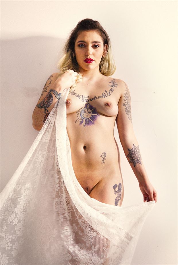 linda artistic nude photo by photographer shutter shutter