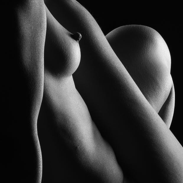 lines and circles on skin artistic nude photo by photographer artphotovision