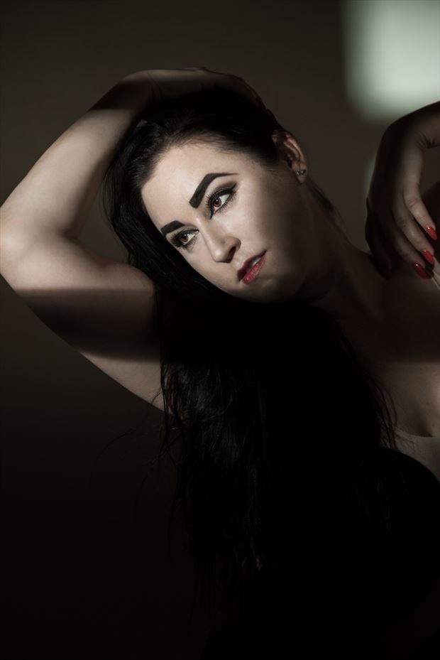lingerie sensual photo by model sara tiara