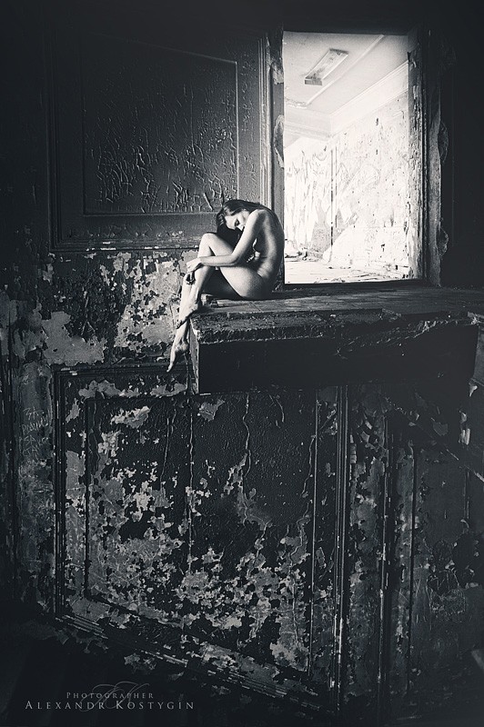 loneliness Artistic Nude Artwork by Photographer Alexandr  Kostygin