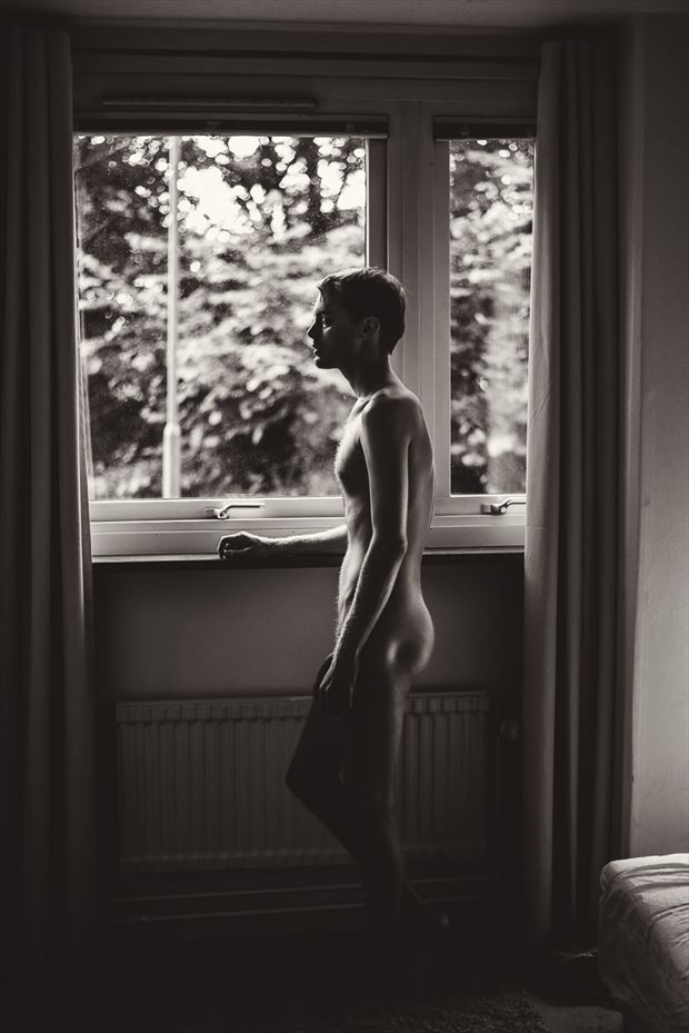 looking outside artistic nude photo by model yoro 