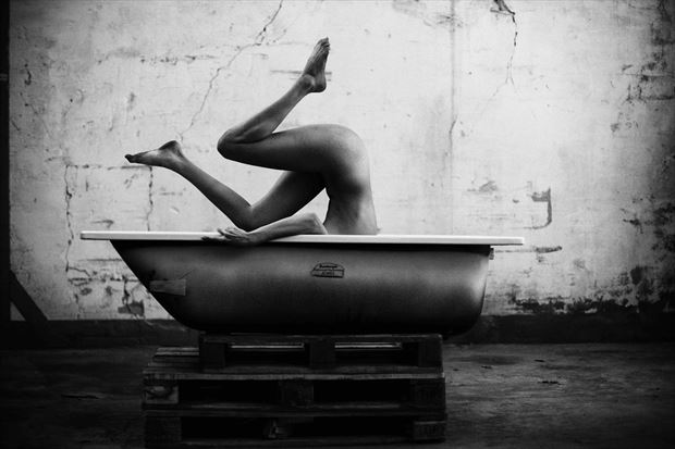 lost artistic nude photo by model sofie