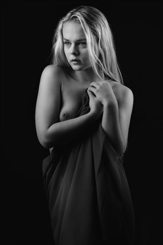 lost in the dark artistic nude photo by photographer excelsior