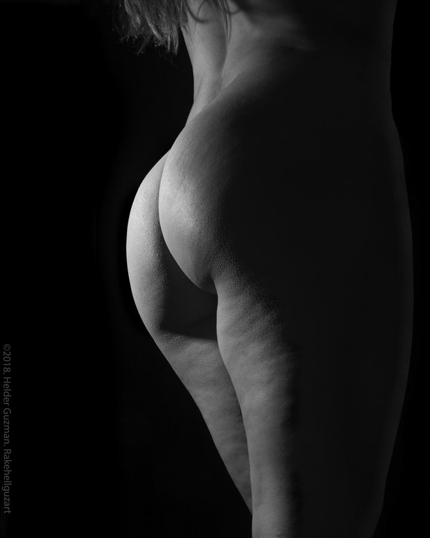 lower back artistic nude photo by photographer rakehellguzart