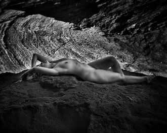 luisa artistic nude photo by photographer jeff deponte
