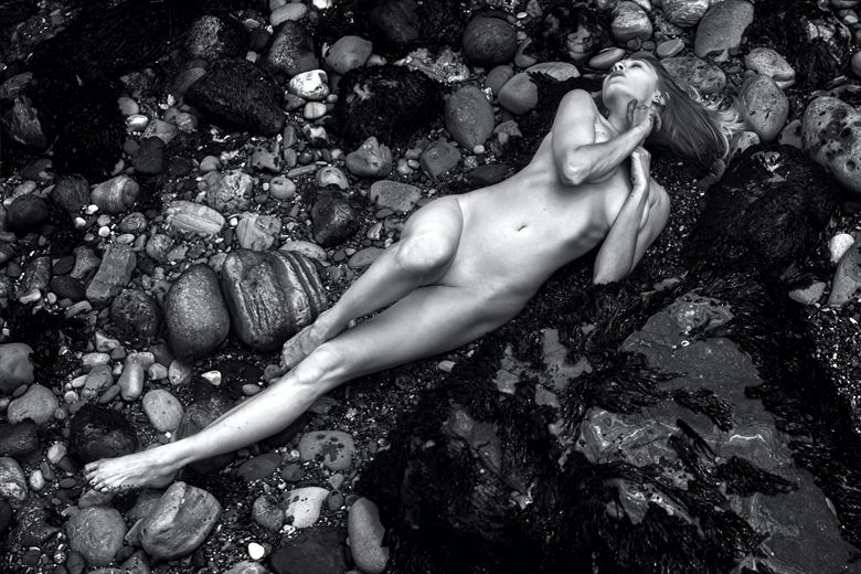 m on the rocks artistic nude photo by photographer blakedietersphoto