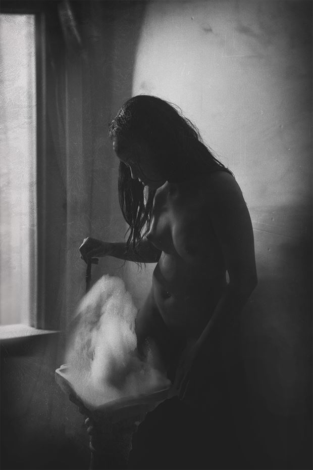 magic artistic nude photo by photographer shutter shutter