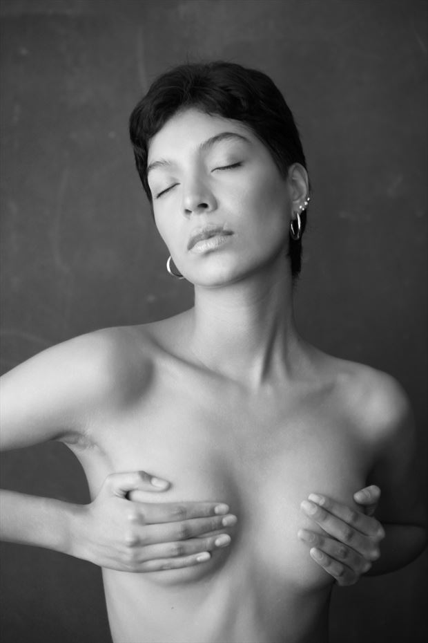 majo ii artistic nude photo by photographer gustavo combariza