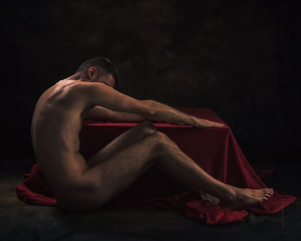male form artistic nude photo by photographer gus martinue