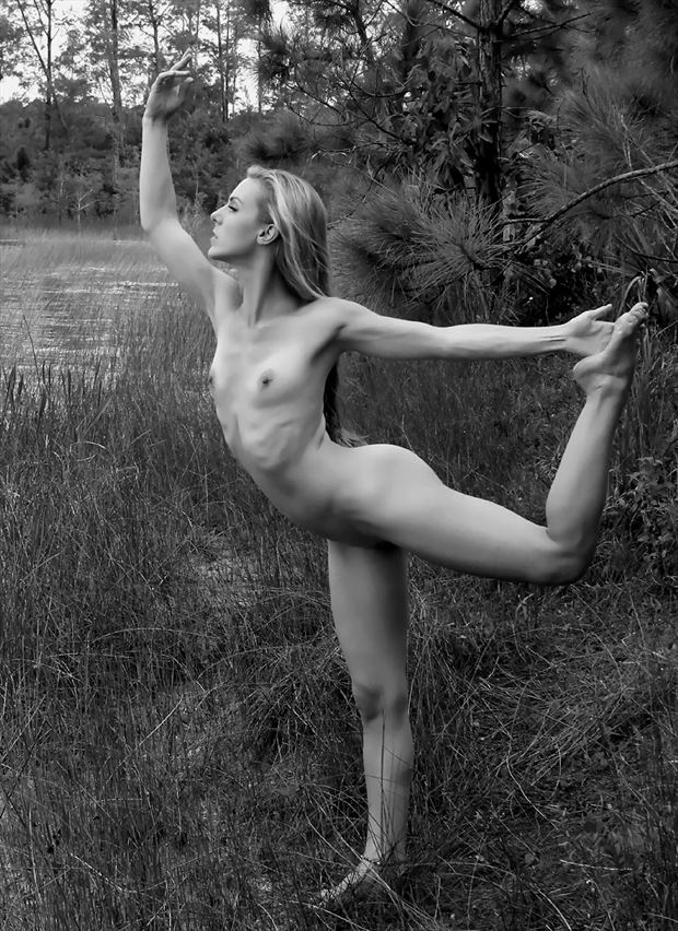 marie brooks artistic nude photo by photographer rick gordon.