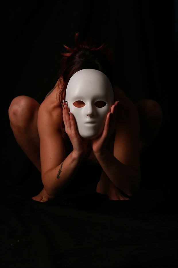 mascarada artistic nude photo by model iris suarez