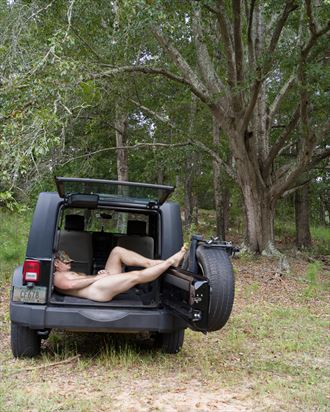 matt in my jeep artistic nude photo by photographer david clifton strawn