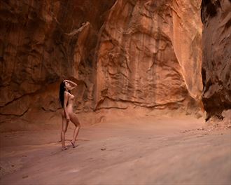 melia arrampa mura artistic nude photo by photographer fotoflair
