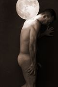 mi luna selfportrait artistic nude photo by photographer gustavo combariza