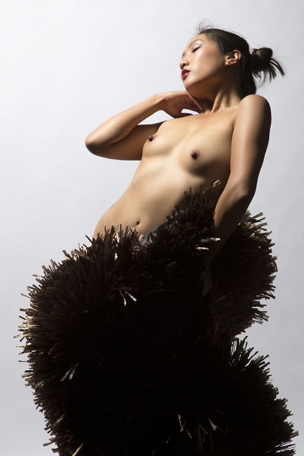 minh ly artistic nude photo by photographer george ekers