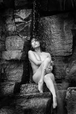 minh_ly 2 bw artistic nude photo by photographer bill milward