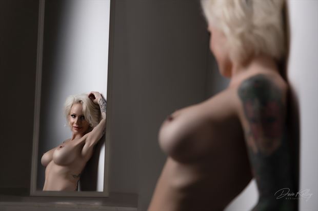 mirror mirror artistic nude photo by photographer dk artistics