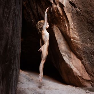 moab 2b artistic nude photo by photographer crystallynn
