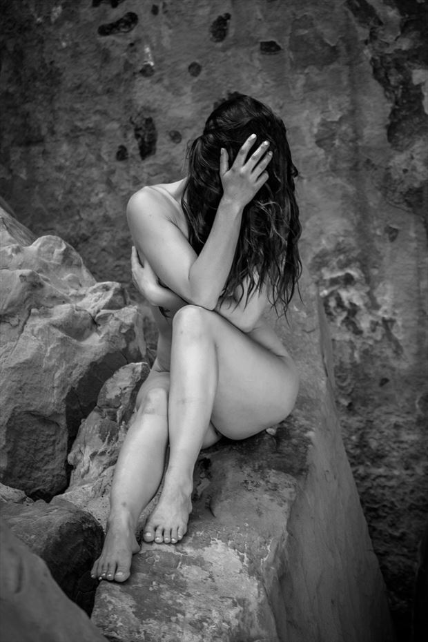 moab art nude black and white artistic nude photo by model hello jewels