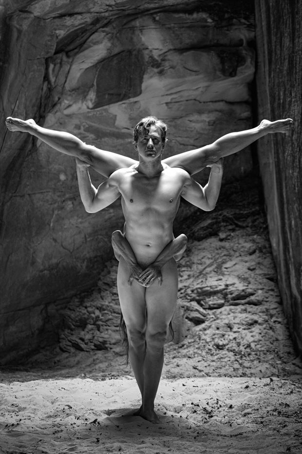 moab artistic nude photo by model shawn alfie 