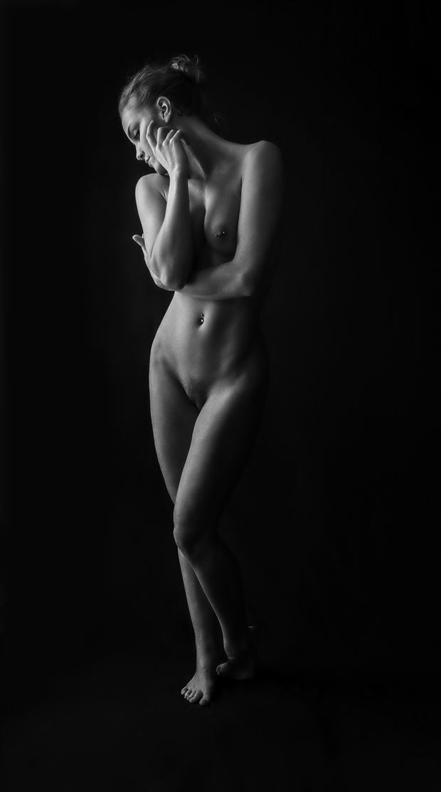 monochrome kay artistic nude photo by artist kevin stiles