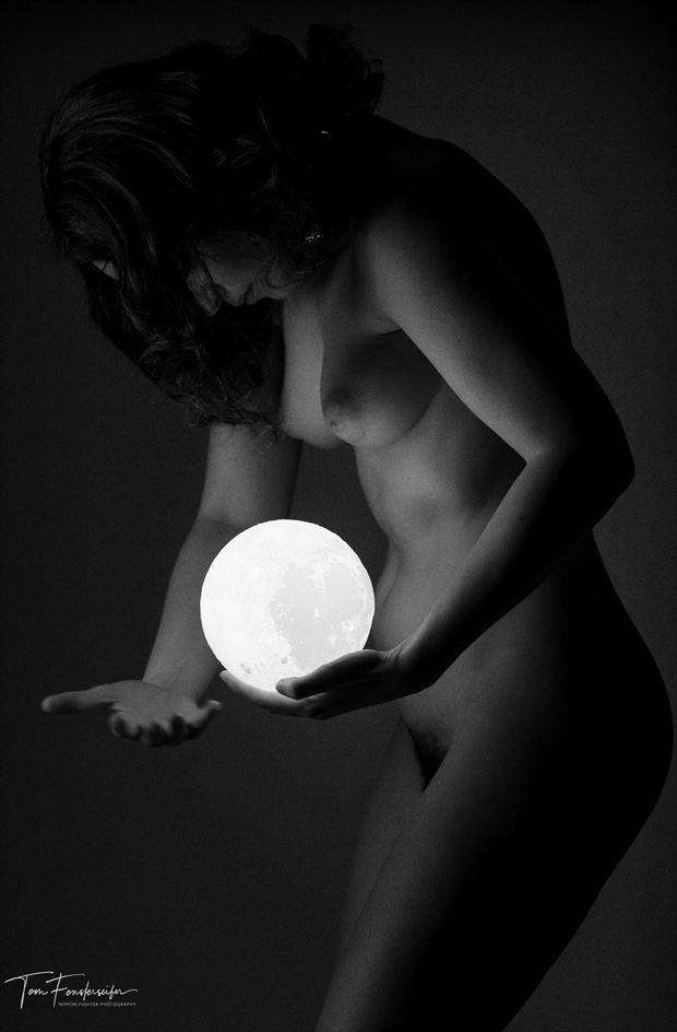 moon artistic nude photo by photographer tom f 