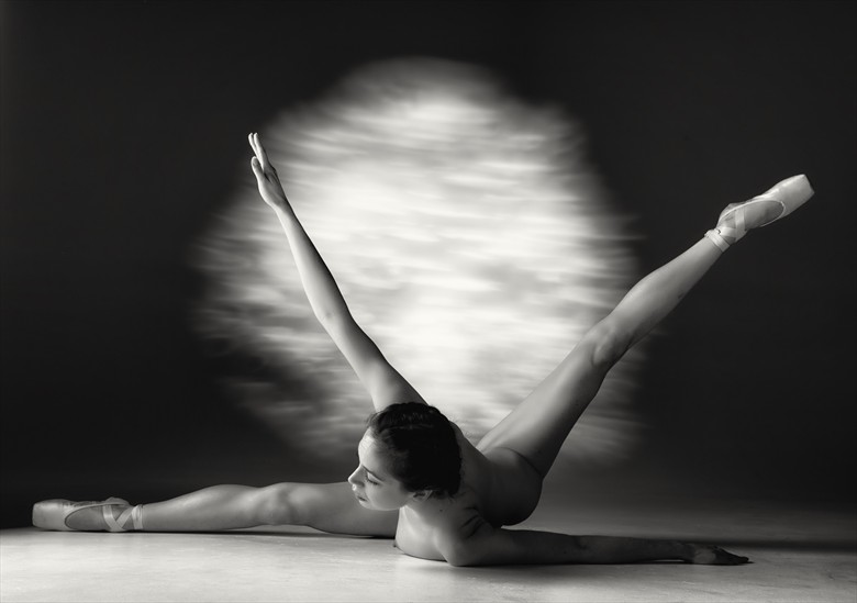 moon dance 1 Artistic Nude Photo by Photographer BenErnst