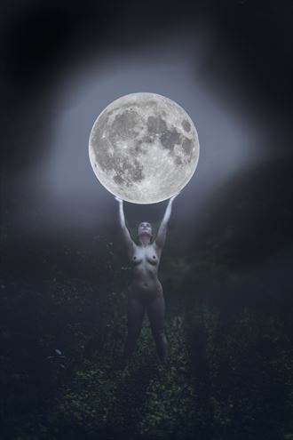 moon dance artistic nude photo by photographer christopher harwood