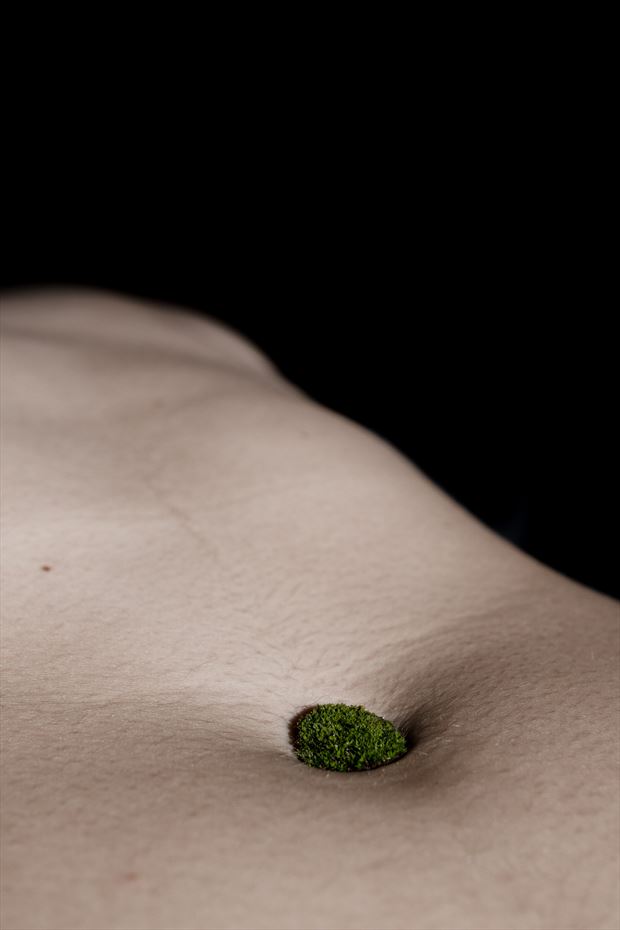 moss artistic nude photo by photographer brendan louw