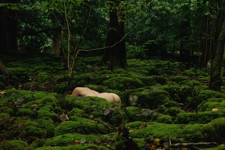 mossy bottom artistic nude photo by photographer neilh