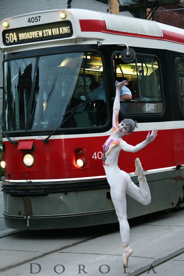 moving ballet art in rush hour artistic nude photo by model dorola visual artist
