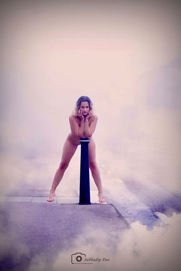 mystery girl artistic nude photo by photographer subhadip das