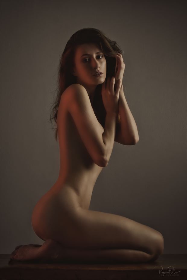 natural artistic nude photo by photographer photonumerik