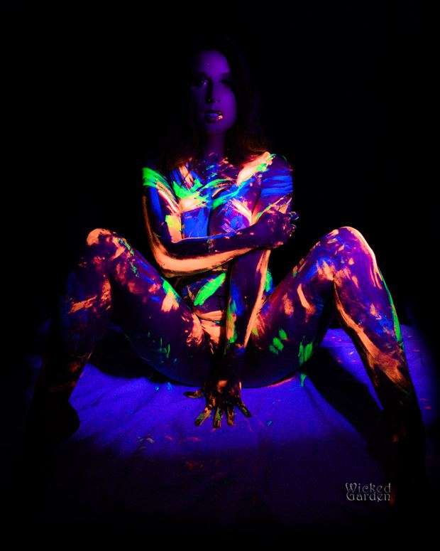 neon artistic nude photo by model jade_ashh
