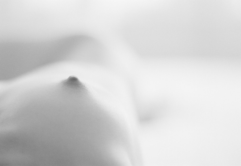 nipple Artistic Nude Photo by Photographer eapfoto