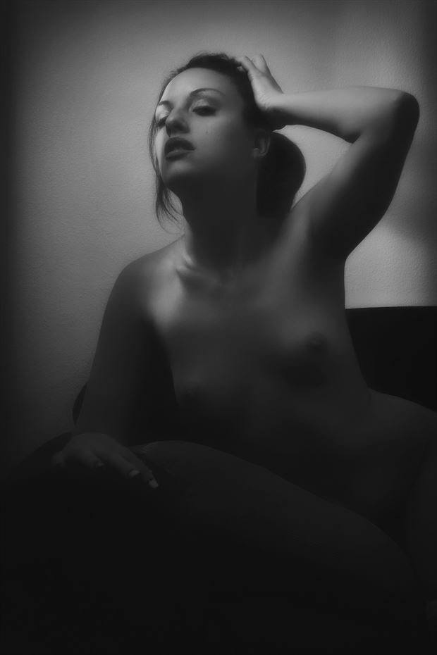noir artistic nude photo by photographer the artlaw