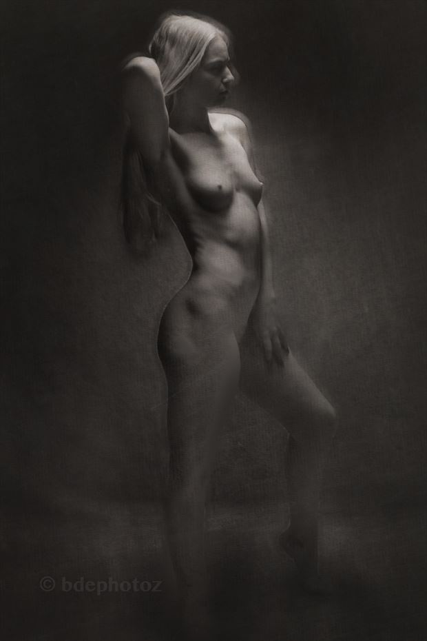 nora standing artistic nude photo by photographer dave earl