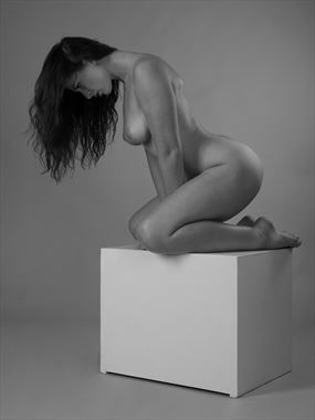 nude on a cube artistic nude photo by photographer anders bildmakare